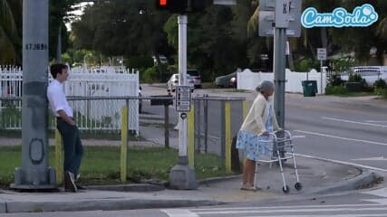 Camsoda-Old granny urinating while fingered