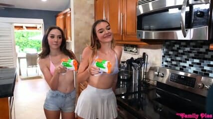 Della Cate X Daisy Fox
