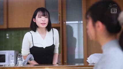 Mikuru Hinagata 雛形みくる,My Daughter’s Friend Has A Baby Face But… She’s 170cm Tall! And Has I-cup Breasts! Her Development Is So Extreme