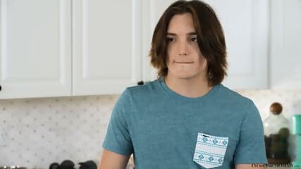 Sexy Hot 🔥🥵 MYLF Thicker Curvier Babe 💕😘 Hard-Core Sex With Friend 💕 Son Seduced Her Son From Sex Cum On Boobies 💦😍 Kat Marie