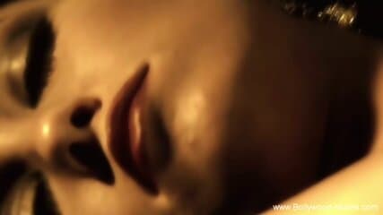 Beautiful Indian Actress Decides To Make Herself Naked